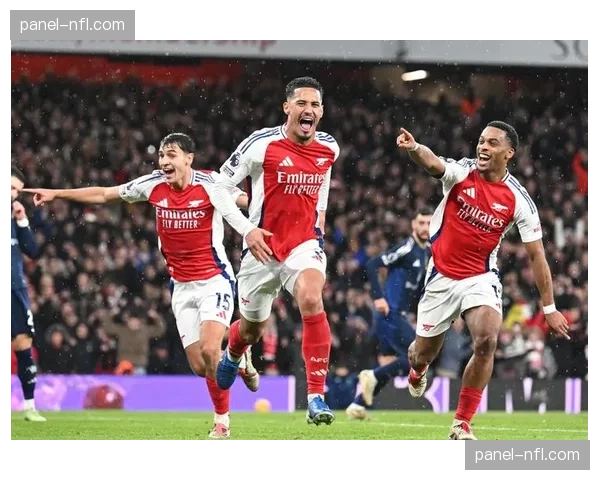 业余联赛模仿西甲定位球战术，角球配合成比赛亮点