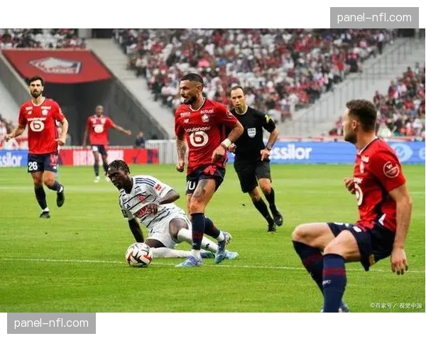 图卢兹0-4惨败里尔，客场防线崩盘